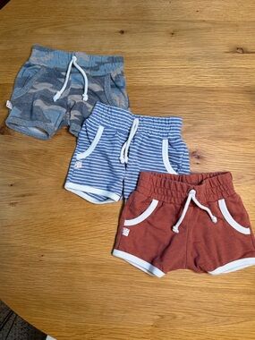 Childhoods Clothing Camo, Navy Stripe, and Red Soft Knit Shorts size 2T